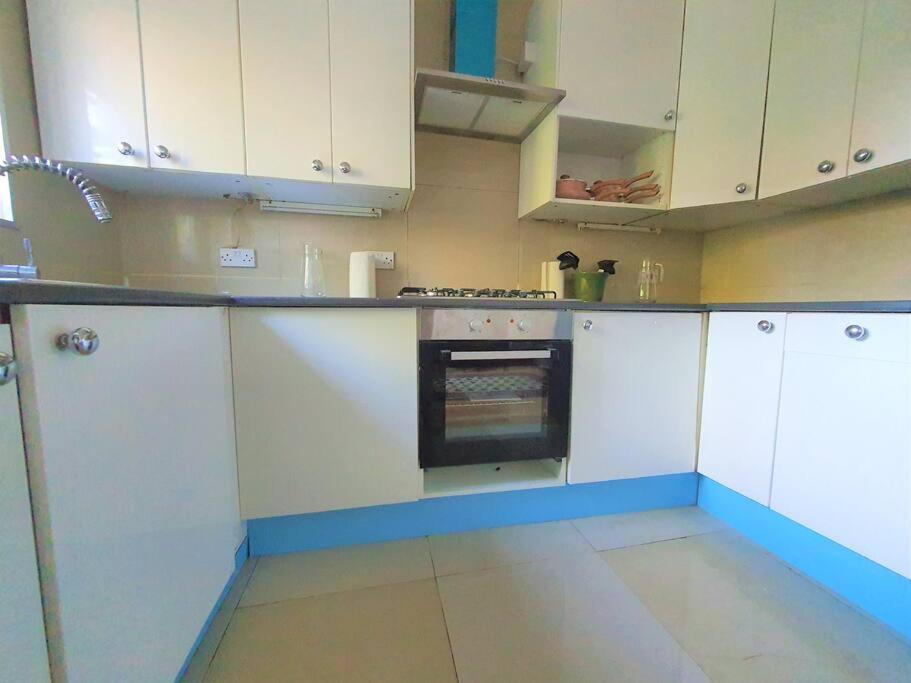 2 Bedroom Flat - Travel Direct To Heathrow/Central Londres Extérieur photo