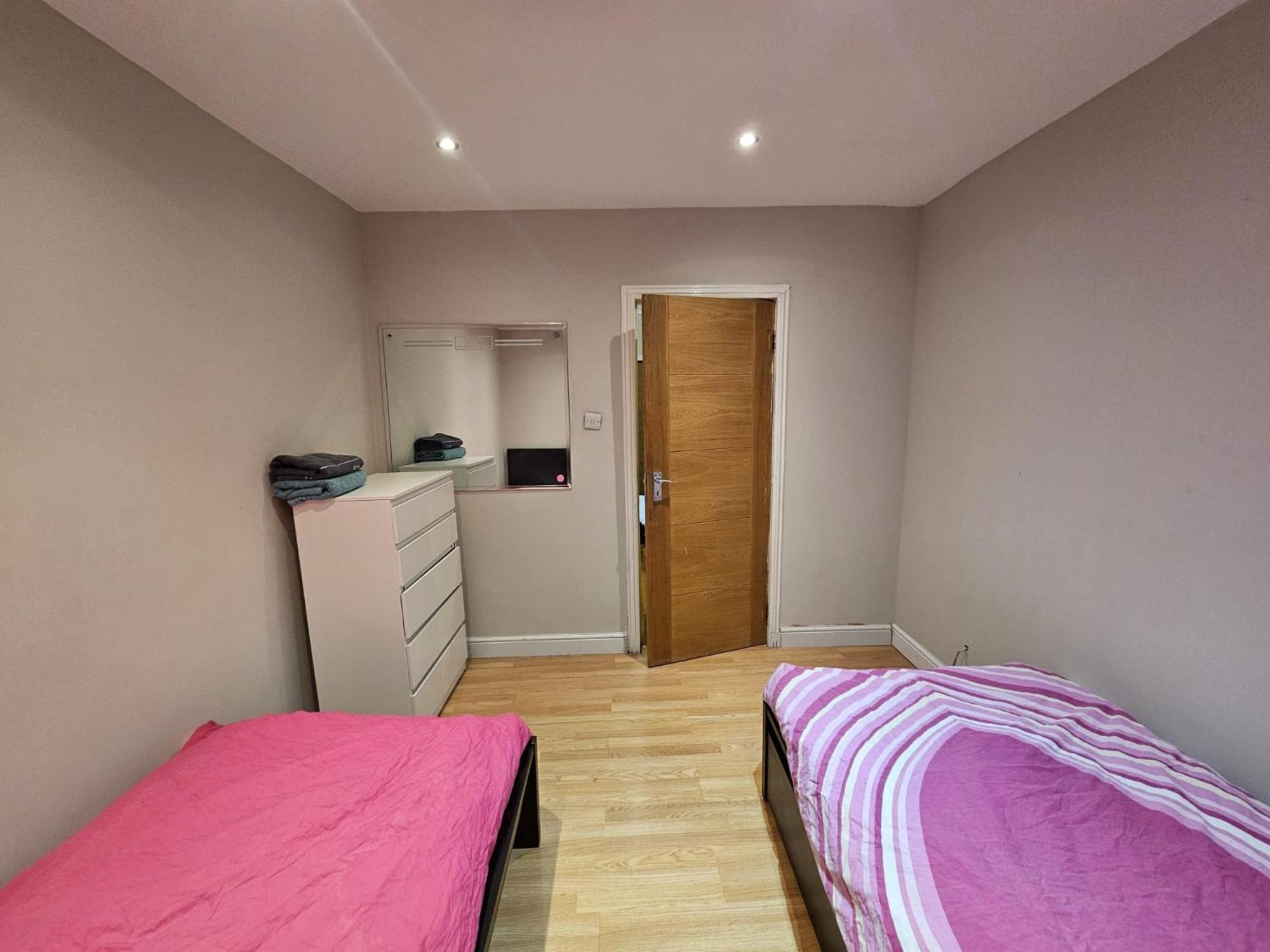 2 Bedroom Flat - Travel Direct To Heathrow/Central Londres Extérieur photo
